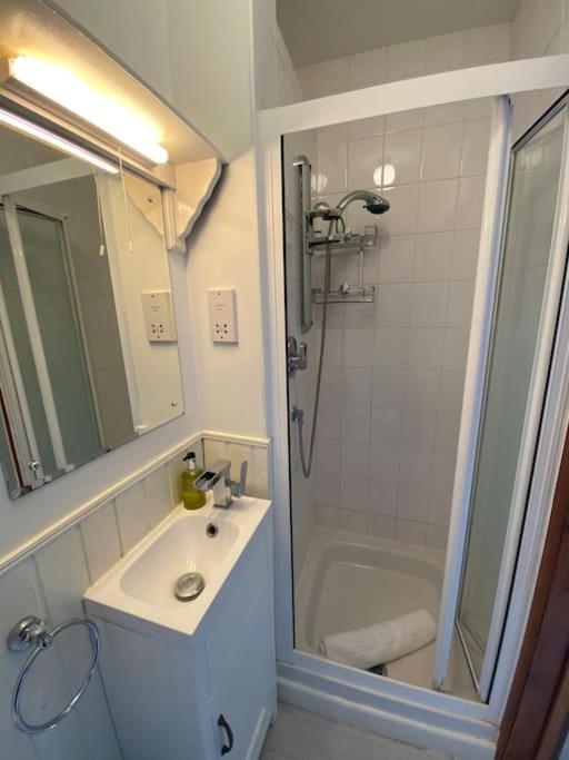 Eco-Friendly Dorset Cottage With Spa Set In Heart Of Countryside Sydling St Nicholas Exterior foto